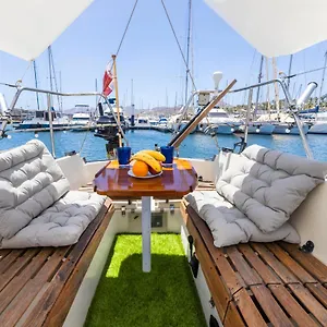 seaside-chill-out-stay-on-a-sail-yacht.puertodelcarmen-hotels.org/